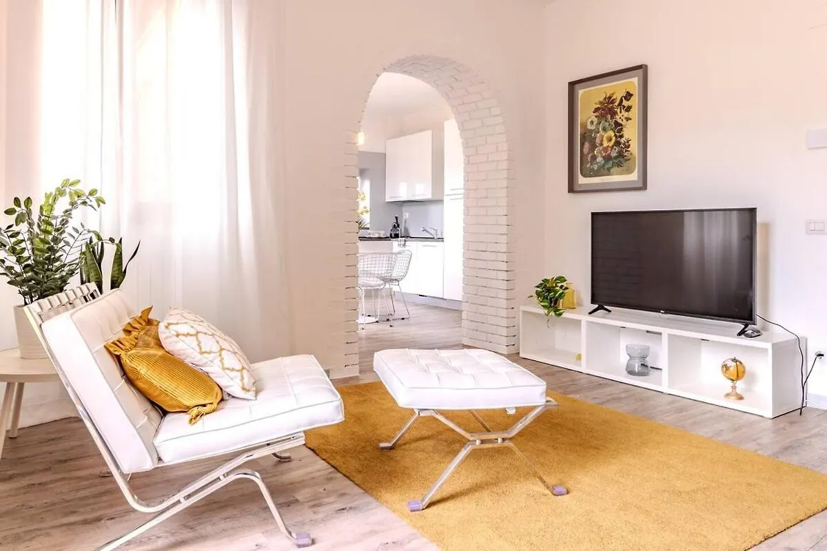 Blue Como Luxury Apt #2 0*,  イタリア