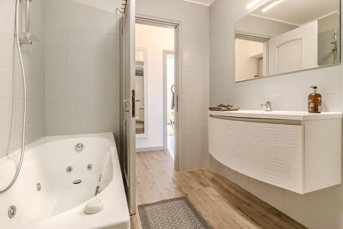 Blue Como Luxury Apt #2 Italia